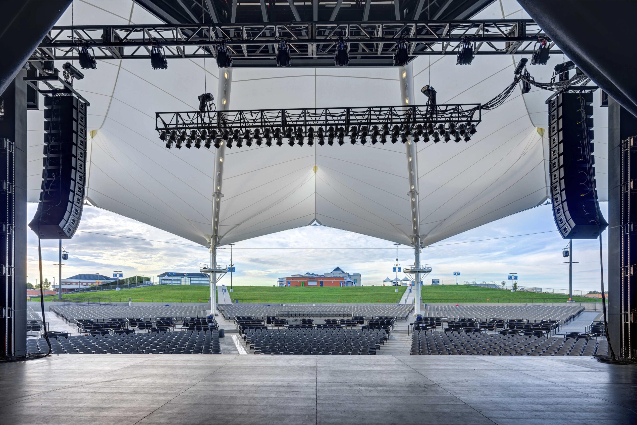 Titan Platforms supports Events, Entertainment & Exhibitions